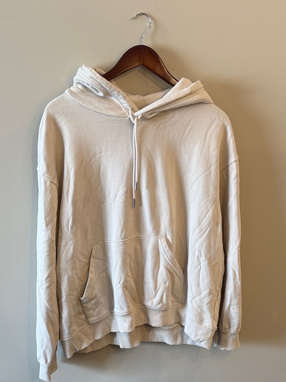 H&M women’s Cream Pullover Hoodie
